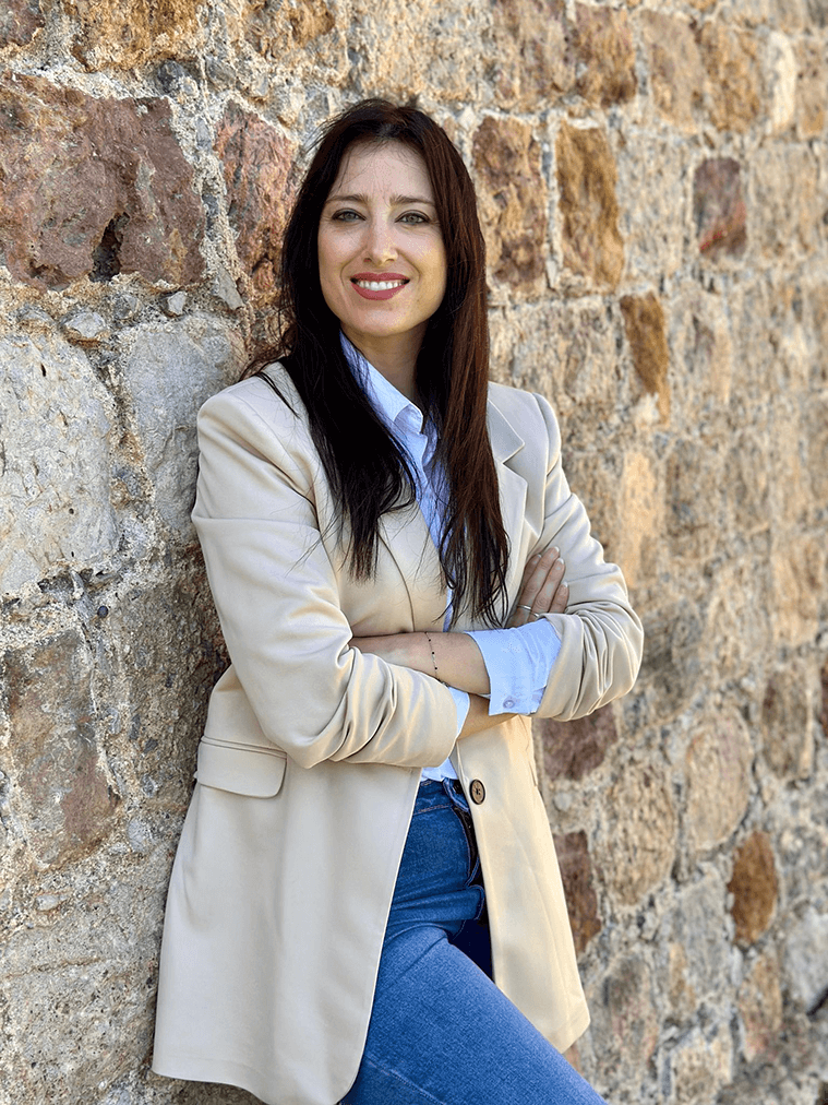 Ana Isabel especializada en- psicoterapia integradora